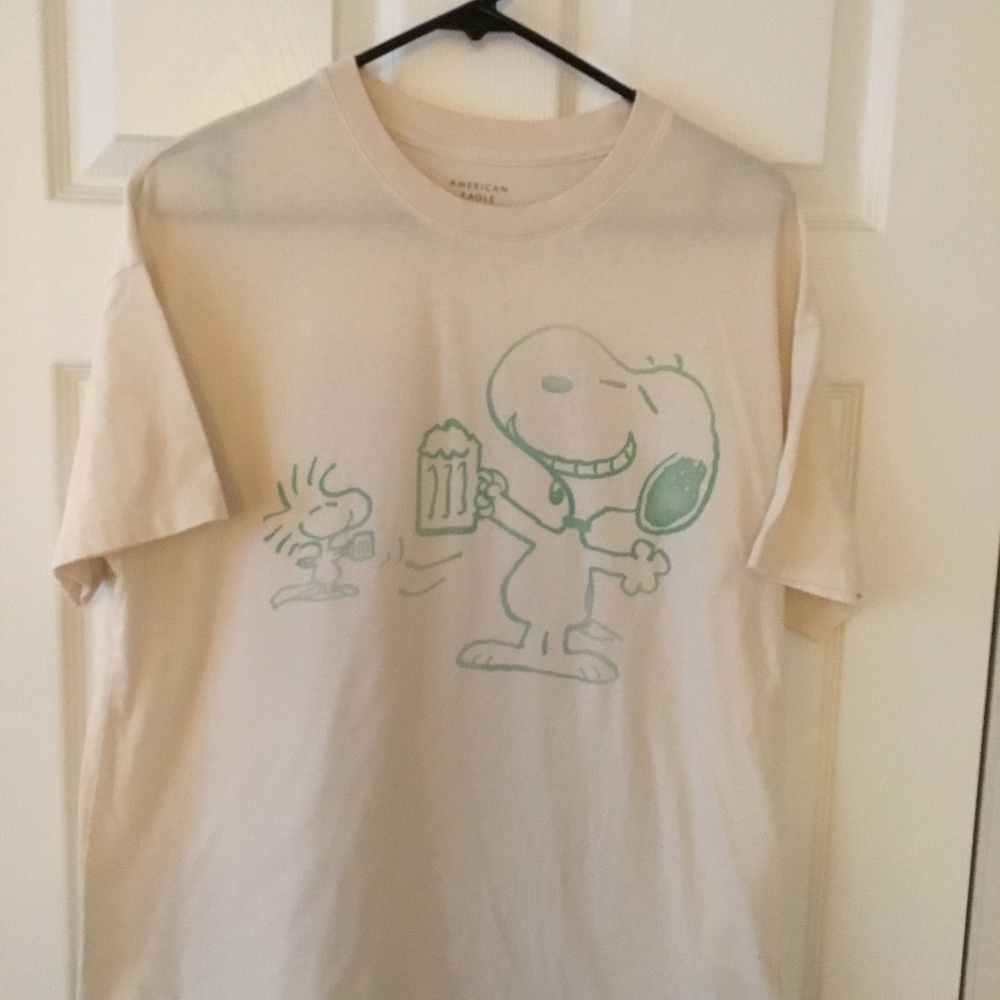 American Eagle Graphic tee